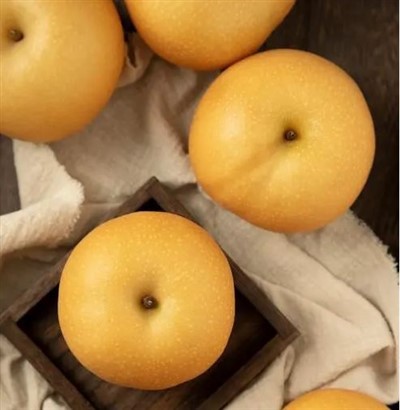 Velikanska azijska hruška